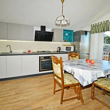 Lanima Villa *